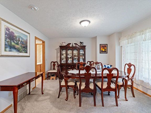 5th image of 1601 Timber Ln
