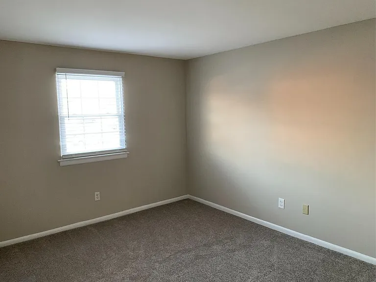 117 Shannon Dr — Photo 10