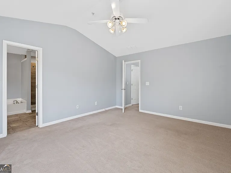 4674 Creekside Villas Way SE — Photo 15