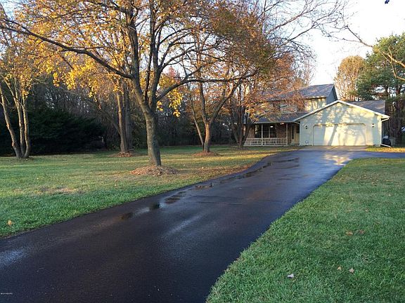 2nd image of 9775 Firefly Ave