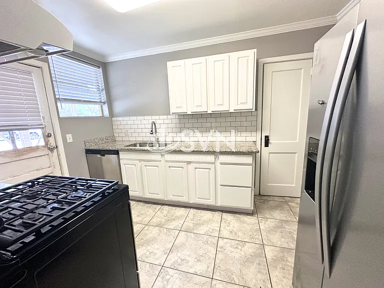 1412 Government St #3C — Photo 3