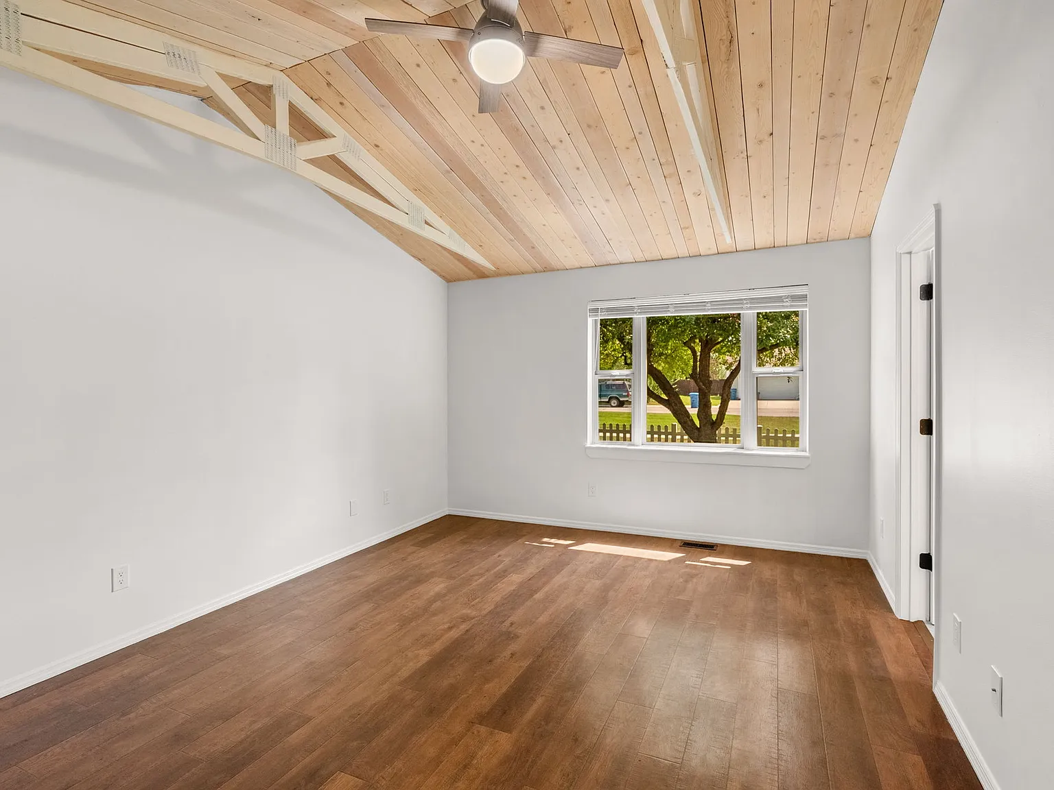 1397 N River Rock Dr — Photo 4