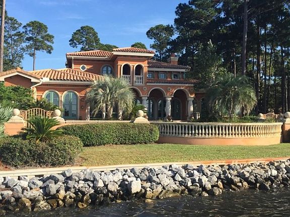 4th image of 3215 Bay Estates Cir