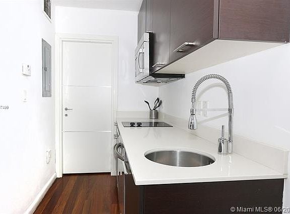2nd image of 1560 Pennsylvania Ave APT 226