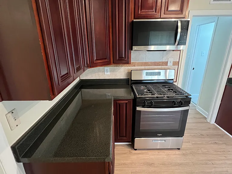 102 Juniper Cir — Photo 12