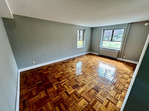 5th image of 6436 186th Ln #2B