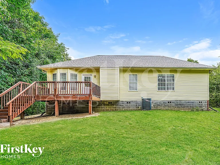 120 Pine Springs Rd — Photo 18