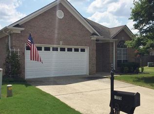 1009 Daventry Way, Calera, AL 35040
