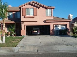 1038 Meadowlake Ln, Lake Elsinore, CA 92530