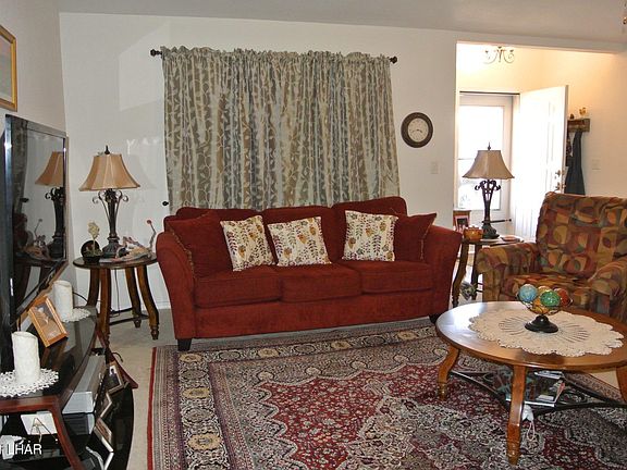 2nd image of 2520 Beverly Glen Dr