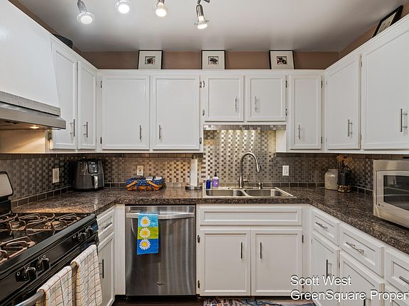 5th image of 2093 Cranbrook Dr NE #36