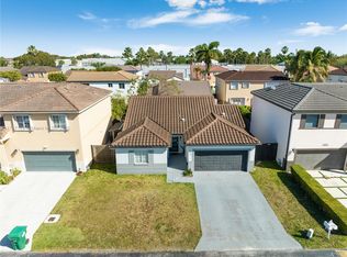 15763 SW 74th Ln, Miami, FL 33193