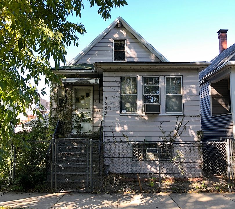 1st image of 3552 W Medill Ave