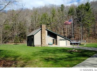 696 McHenry Valley Rd, Almond, NY 14804