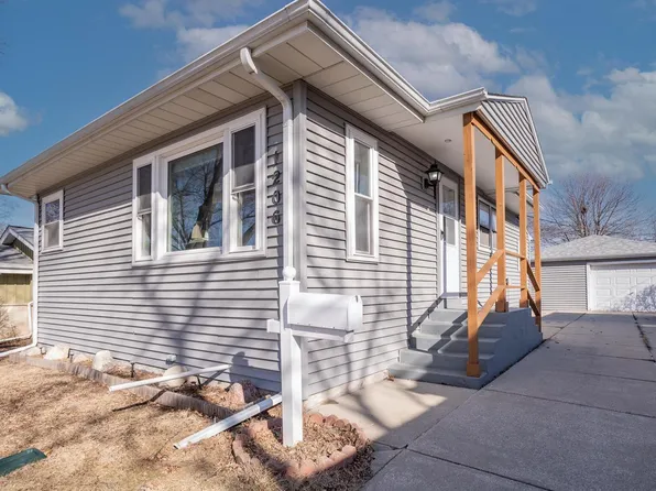 1206 South 88th STREET, West Allis, WI 53214