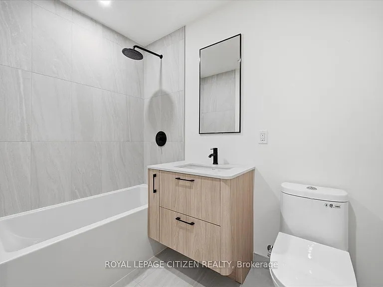 109 Erskine Ave #1502 — Photo 21