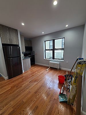 5th image of 30-71 34th St #4B