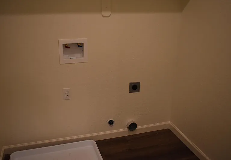 4554 Iris Ct — Photo 35
