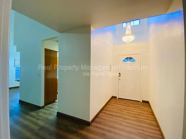 22 N Bliss Ave — Photo 9