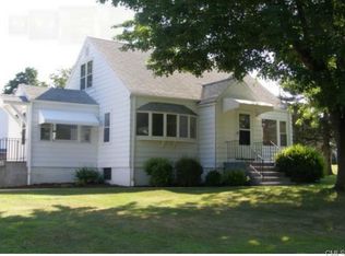 2 Gibson Ave, Trumbull, CT 06611