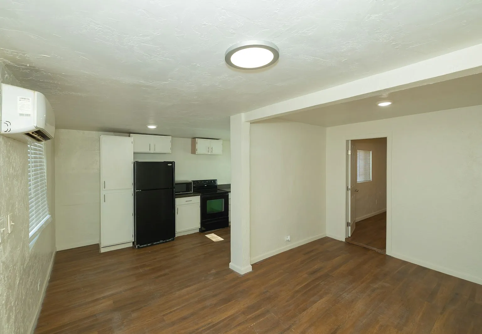 1181 W 8th Pl, Unit 2 — Photo 4
