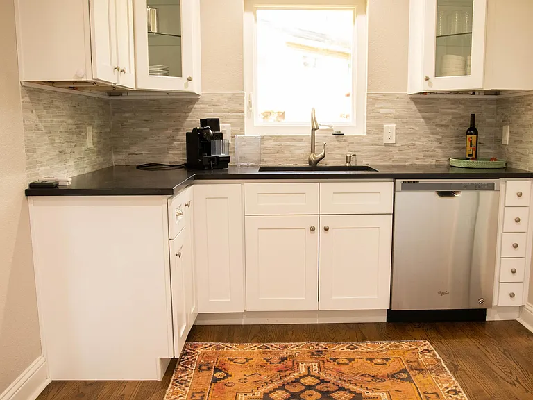 3808 Shorecrest Dr — Photo 12