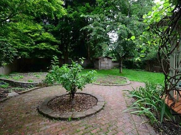 3rd image of 15719 126th Ave NE