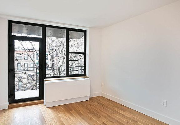 5th image of 15 W 119th St #4A