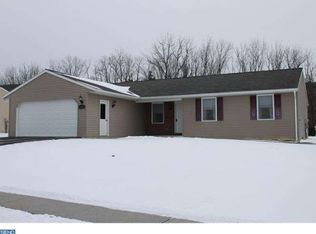 129 Sweetwater Ln, Newmanstown, PA 17073