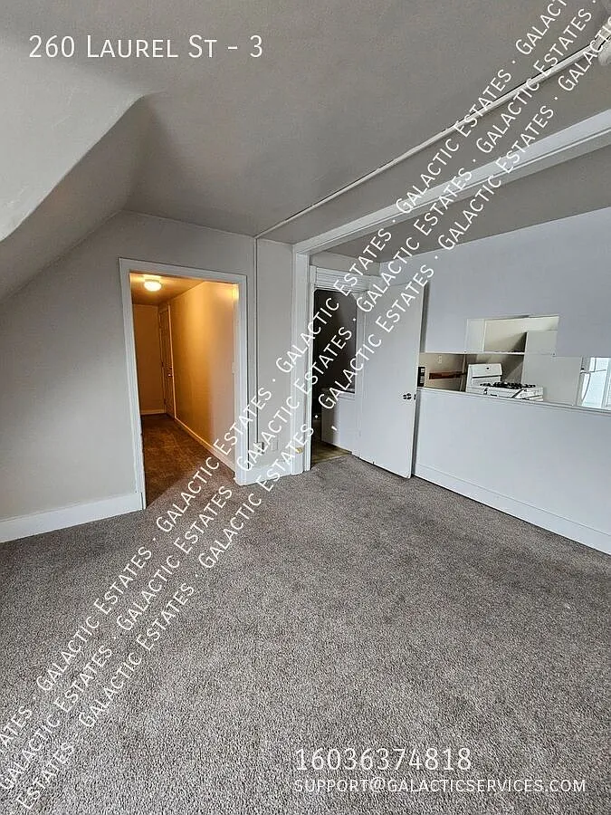 Building Photo - 260 Laurel St #3
