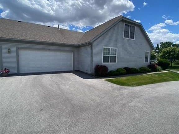 5th image of 66 Foxgate Cir E