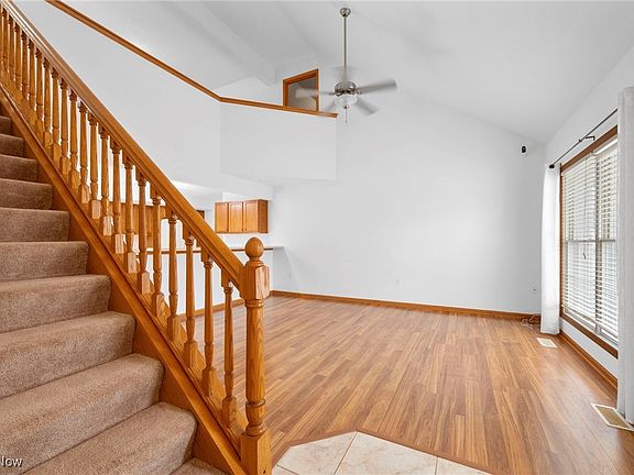 5th image of 38606 Granite Dr