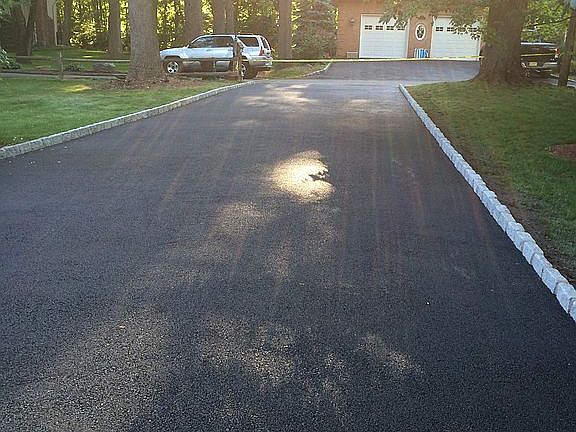 3rd image of 70 Lindy Ave