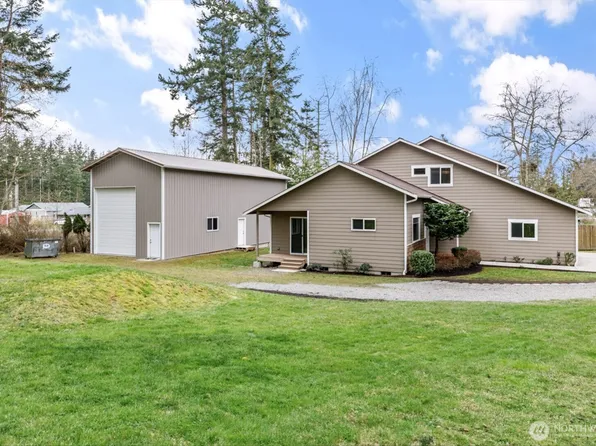 380 Ledgewood Beach Drive, Coupeville, WA 98239