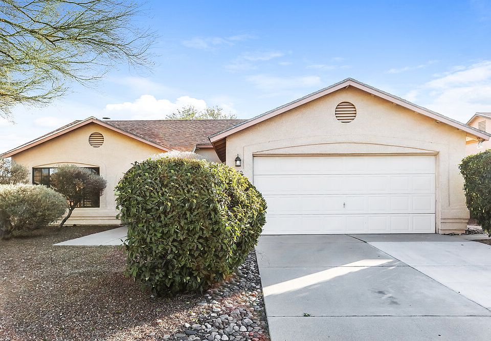 1st image of 9860 E Paseo