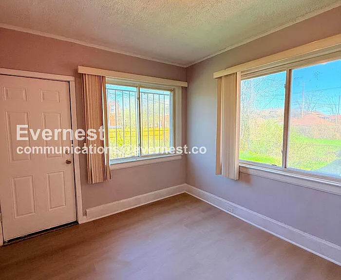 2302 Hazelwood St #1 — Photo 20