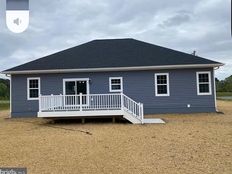 845 Royal Way — Photo 3