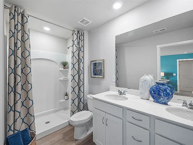 305 Juniper Dr — Photo 14