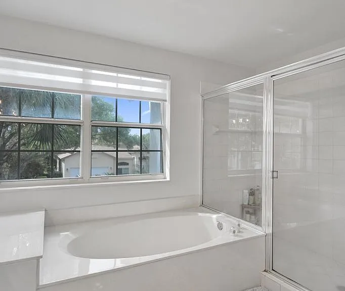 16405 Diamond Head Dr — Photo 38