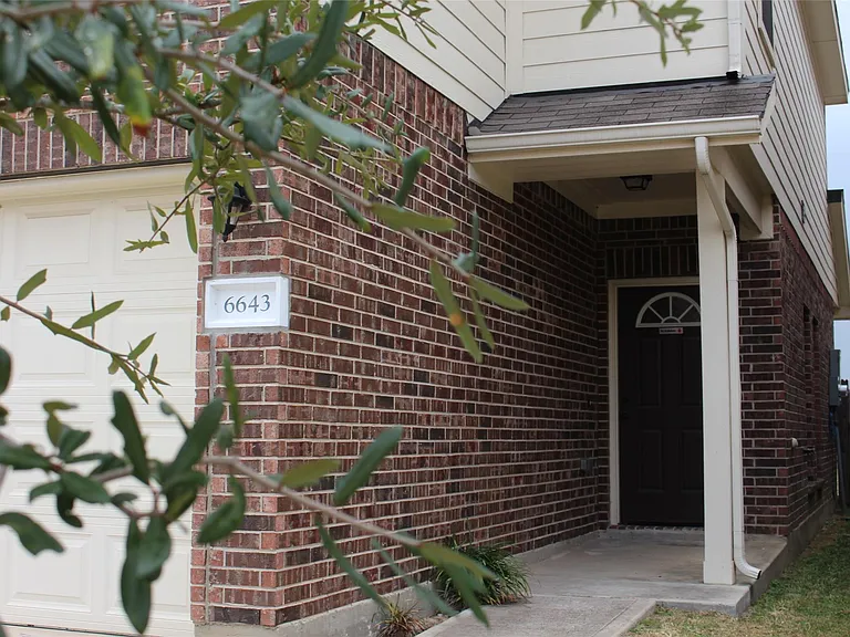 6643 Sharpstone Creek Ln — Photo 2