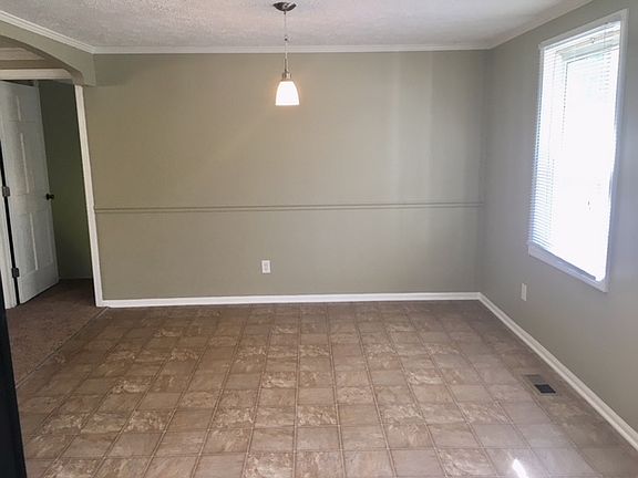 4th image of 1015 Bogalusa Ct