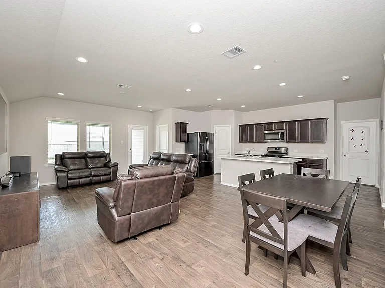20819 Medford Landing Ln — Photo 4