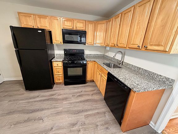 4th image of 2045 Snyder Ave Floor 1