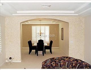 2nd image of 9901 Robin Oaks Dr