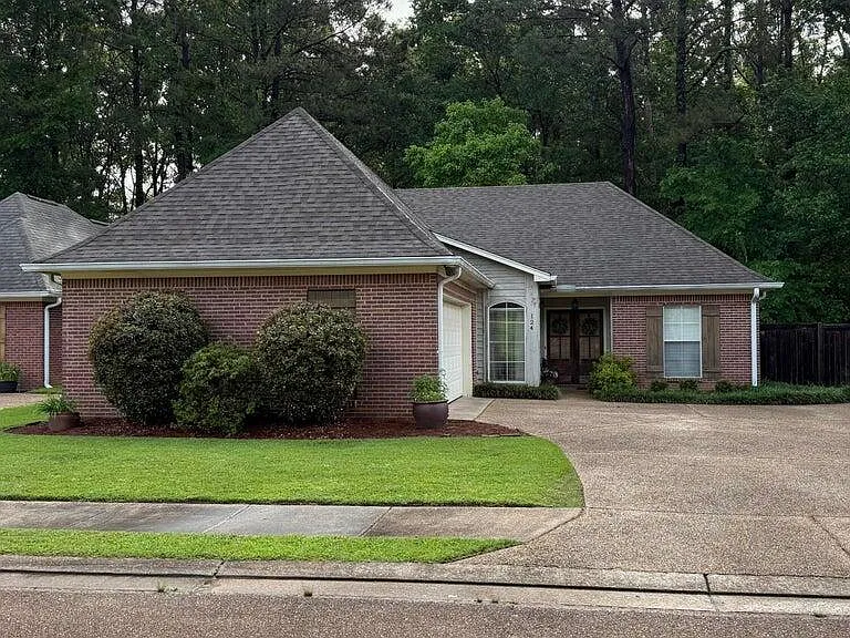 124 Cowles Creek Rd — Photo 2