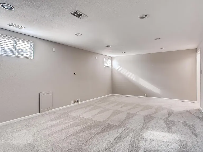 Entertainment room