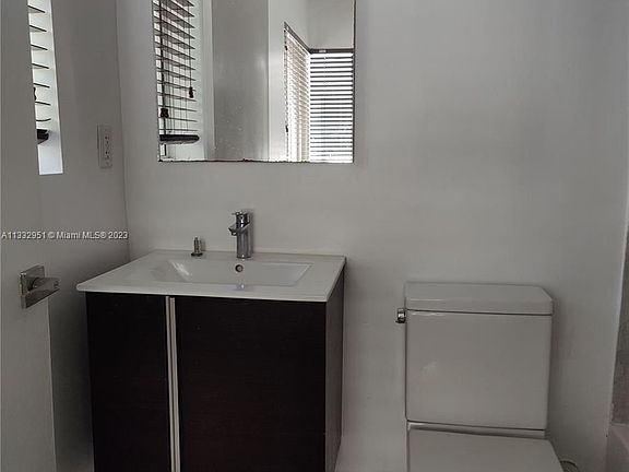 5th image of 551 Michigan Ave APT 115