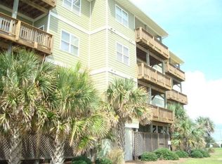 104 Pelican Dr #E, Atlantic Beach, NC 28512