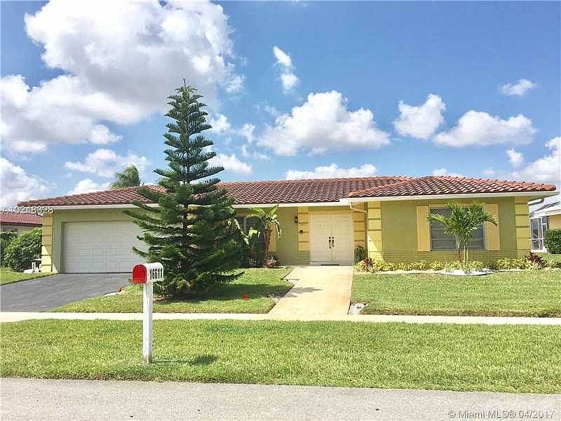 1st image of 16611 Golfview Dr