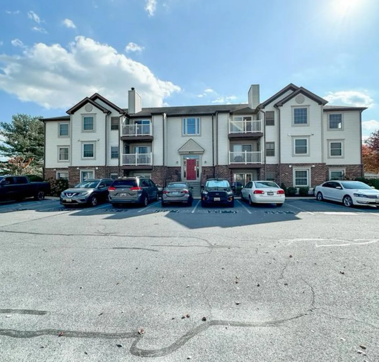 2 bed, 1000 sqft, $2,000 — Photo 1